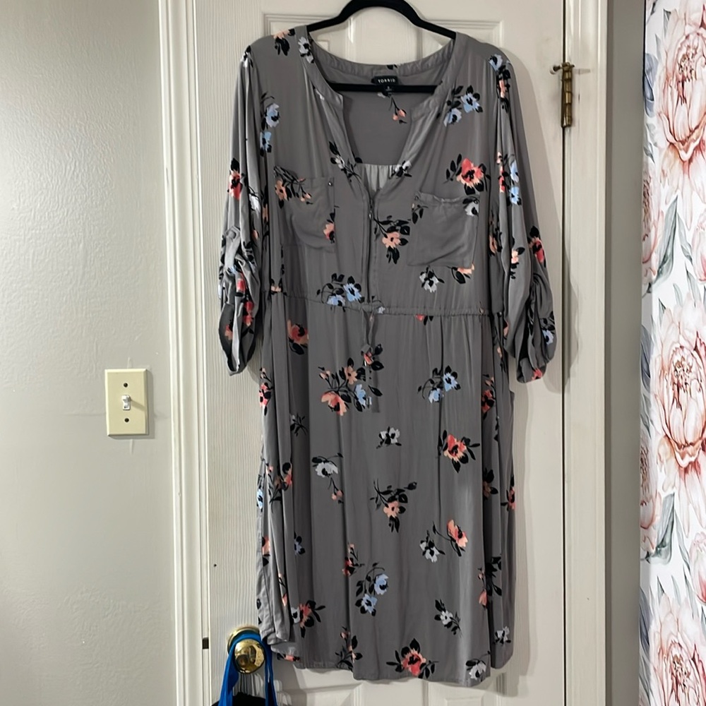 Torrid midi dress new never worn but no tag